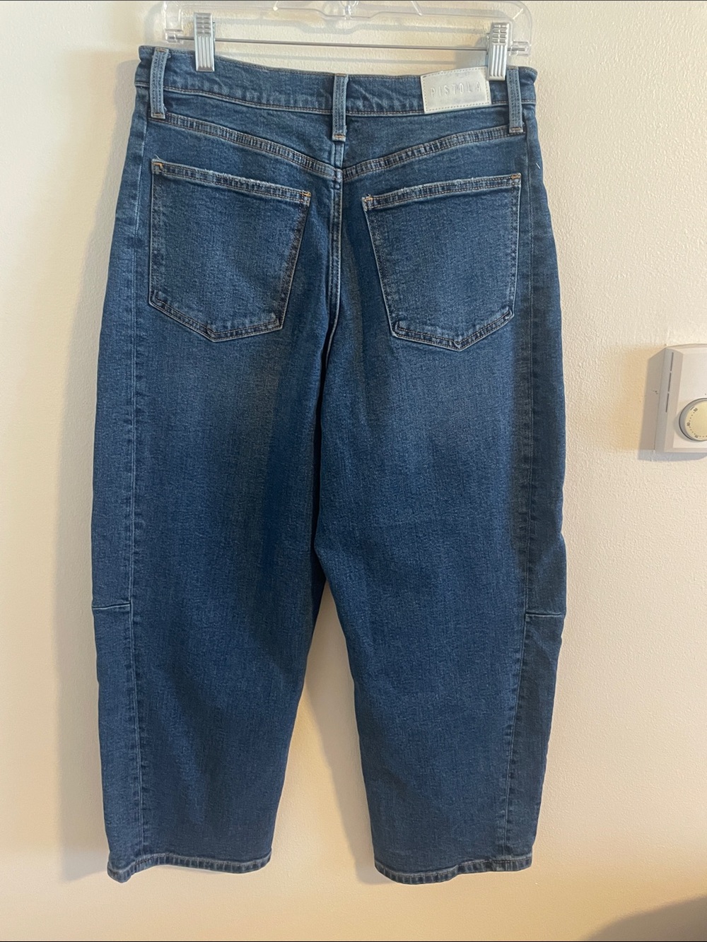 Pistola Eli High Rise Barrel Arched Leg Jean Women’s 30 Augustus‎ Wash Cropped - Picture 6 of 11